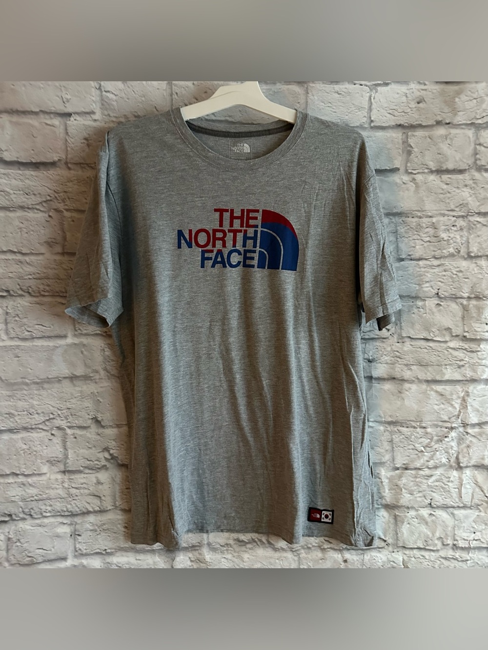 PREOWNED THE NORTH FACE CLASSIC FIT GREY SHORT SLEEVE TSHIRT MENS XL